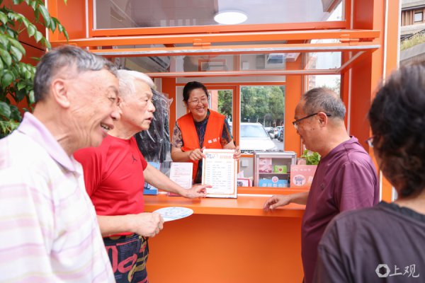 “便民小车”撬动社区服务大市集：社区经济等于信任经济，信任中有商机